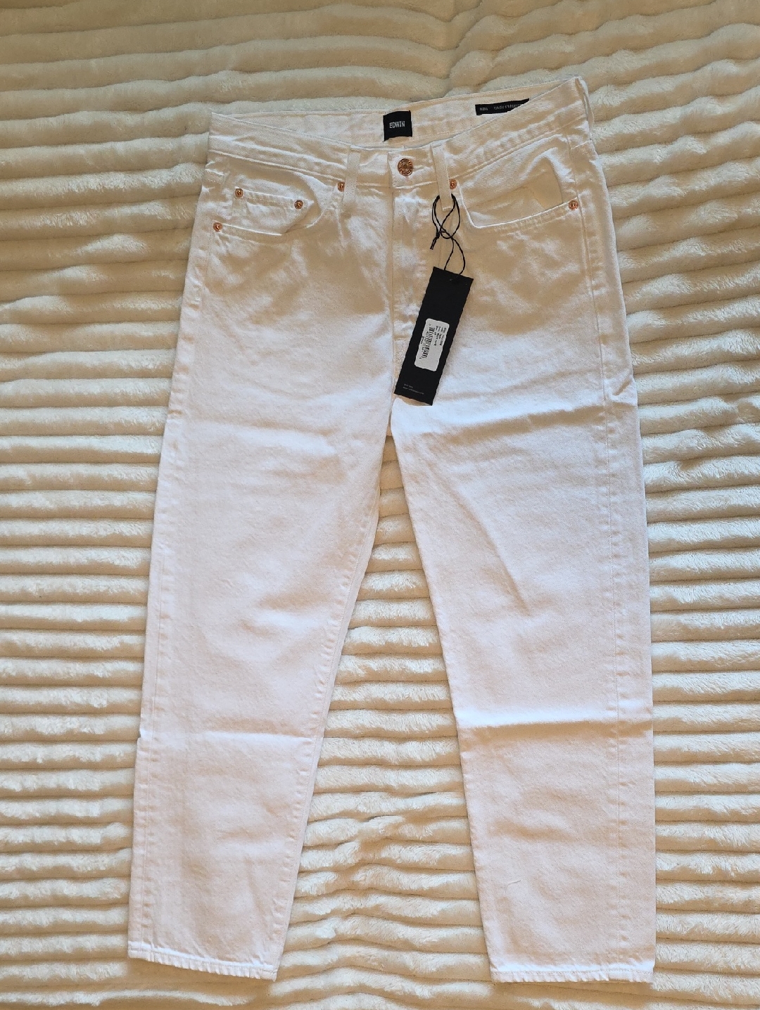 0034 Hana Classic Straight Crop; Size 31